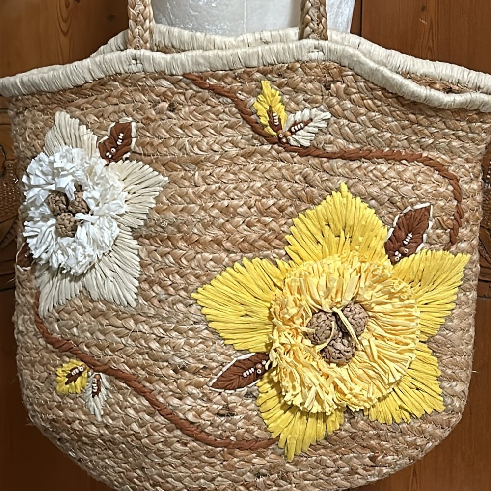 Chicos Floral Beach 100% Jute Tote - Picture 4 of 13